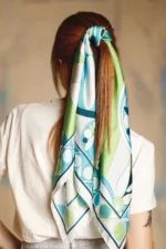 Foulard di seta con stampa personalizzata - immagine 2